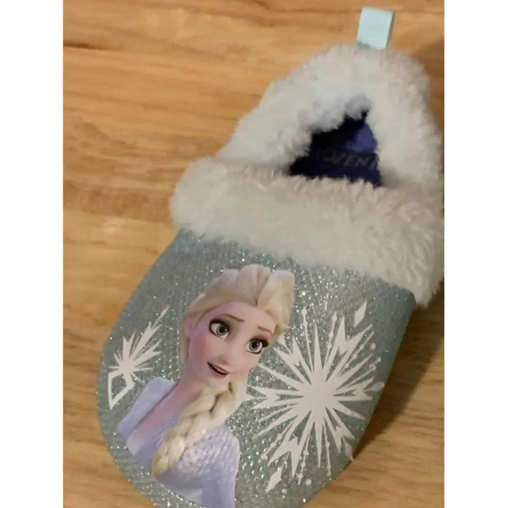 Frozen 2 Girls Slippers M (7/8)